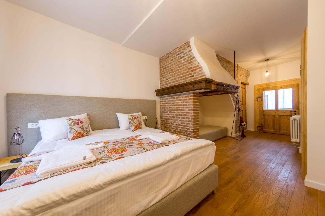 Rossmarkt Haus براشوف المظهر الخارجي الصورة